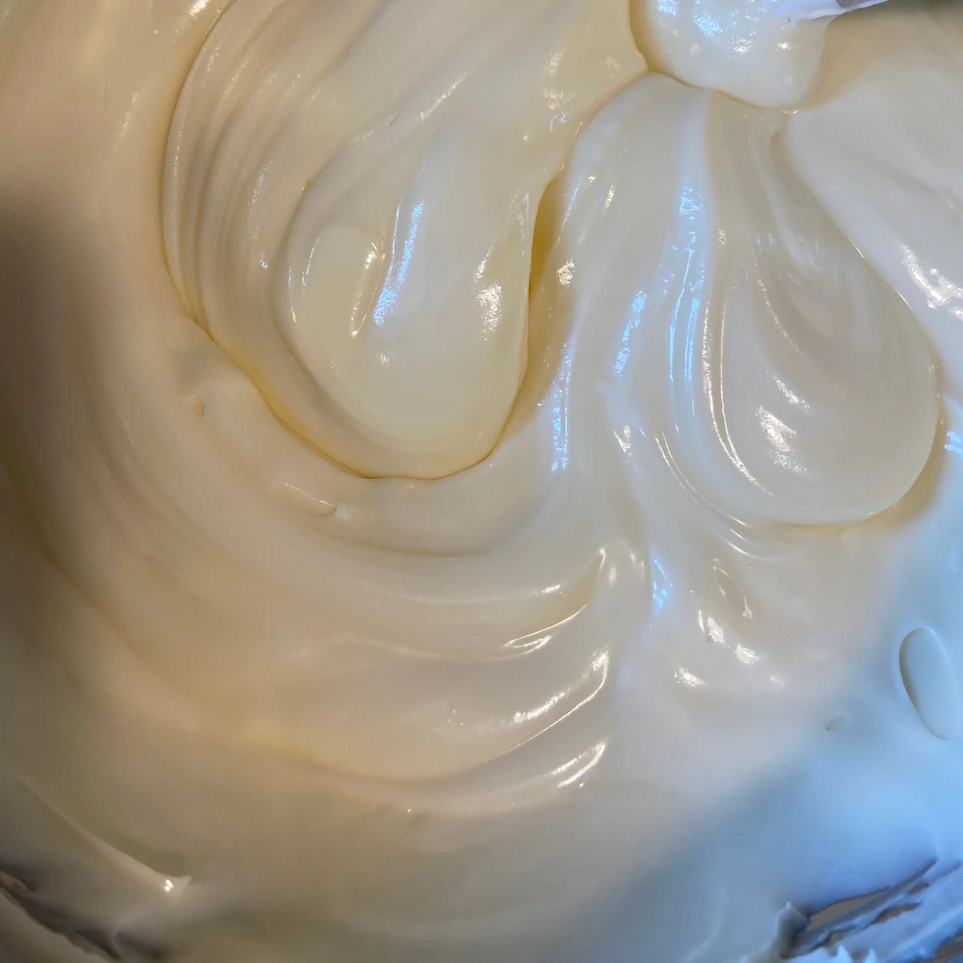 Ansiktskrem med rødkløver - Tilbud!