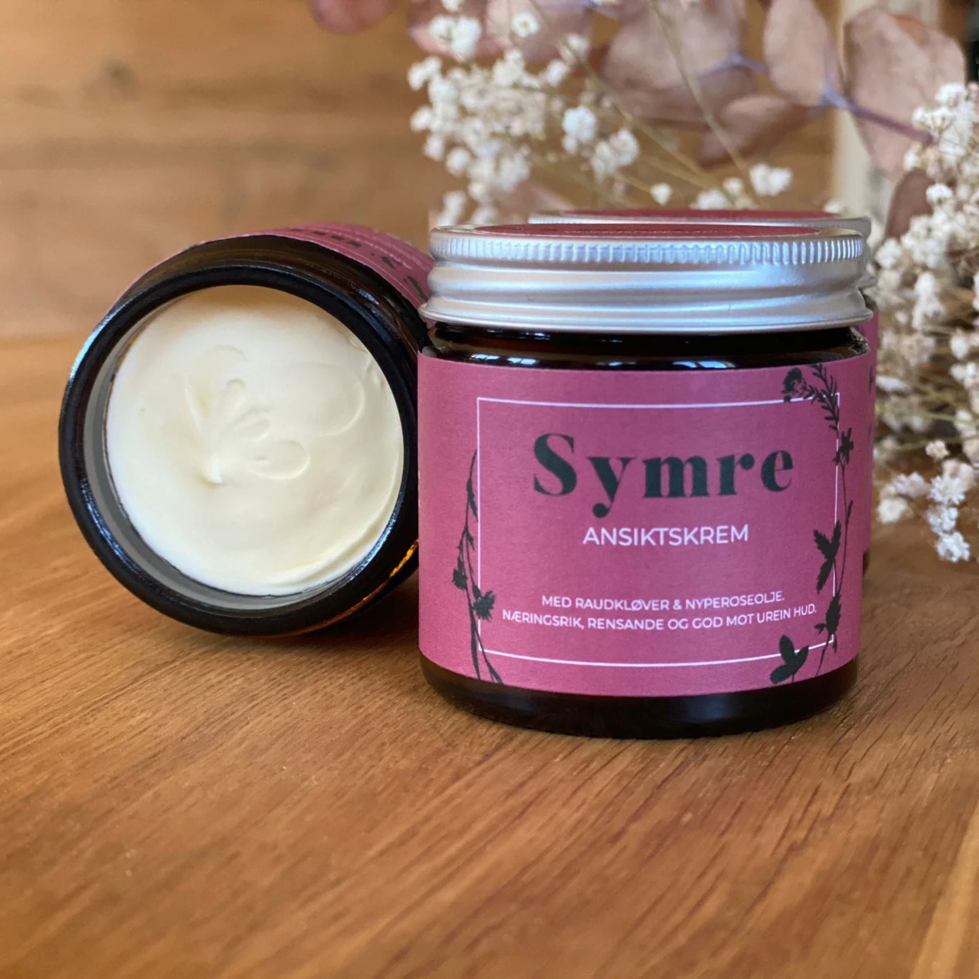 Ansiktskrem med rødkløver - Tilbud!