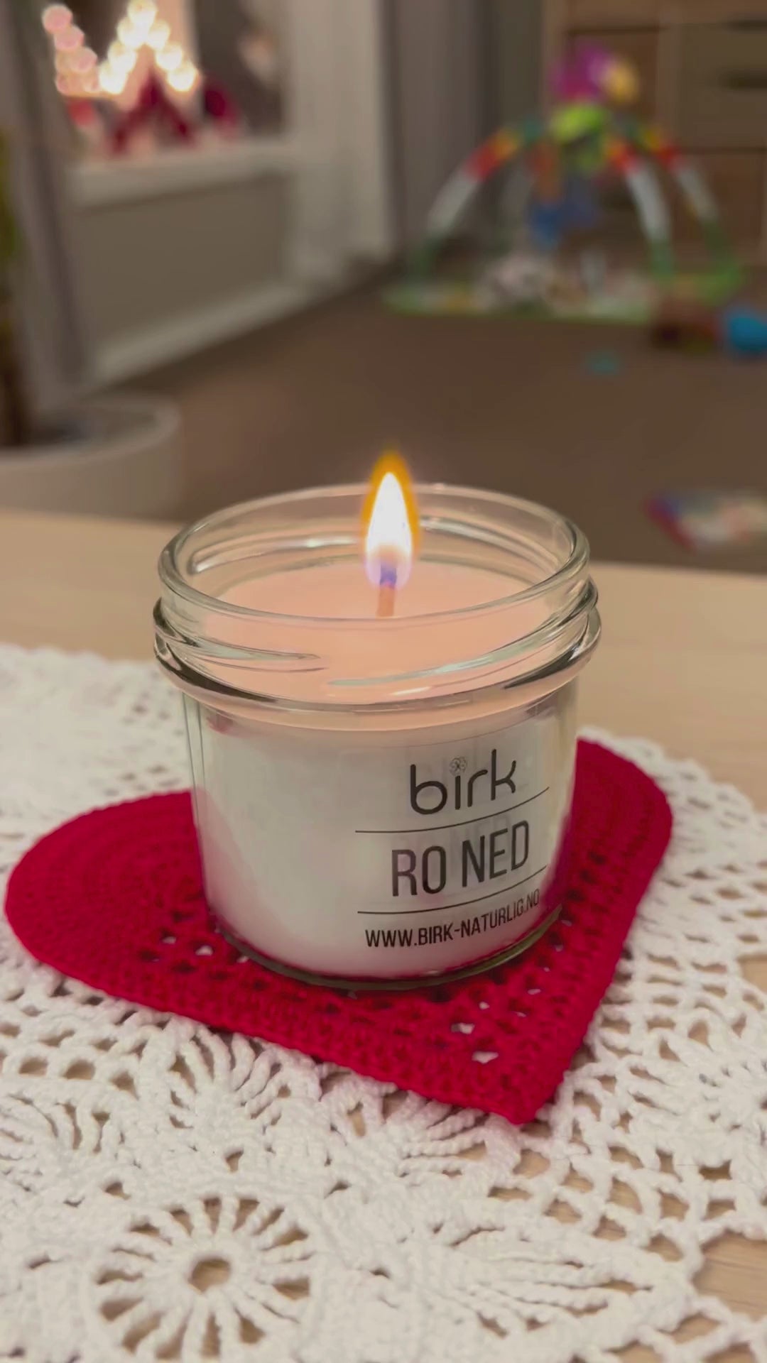 Last inn video: Duftlys ro ned